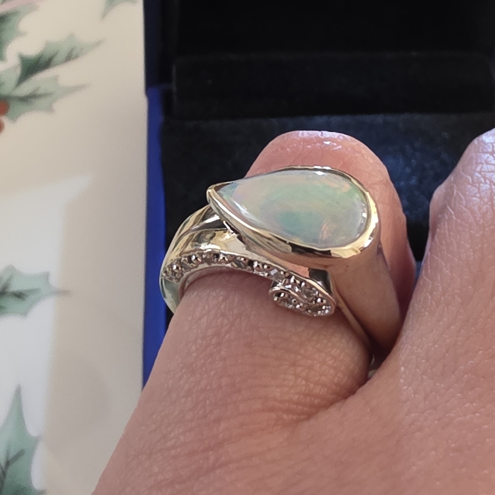 10 Gram 14kt White Gold Ethiopian Opal & Diamond Ring - Picture 4 of 16